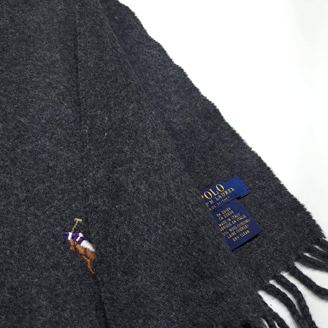 MX396 폴로 이태리판 버진울 포니자수 차콜 머플러 목도리 상품이미지6