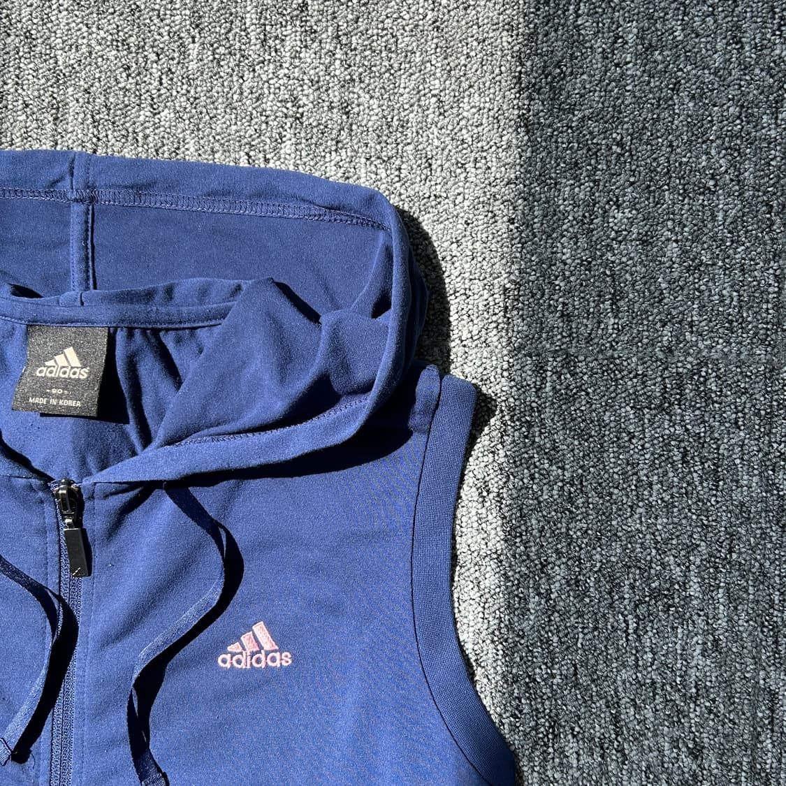 아디다스 y2k 슬리브리스 네이비 셋업 상품이미지3