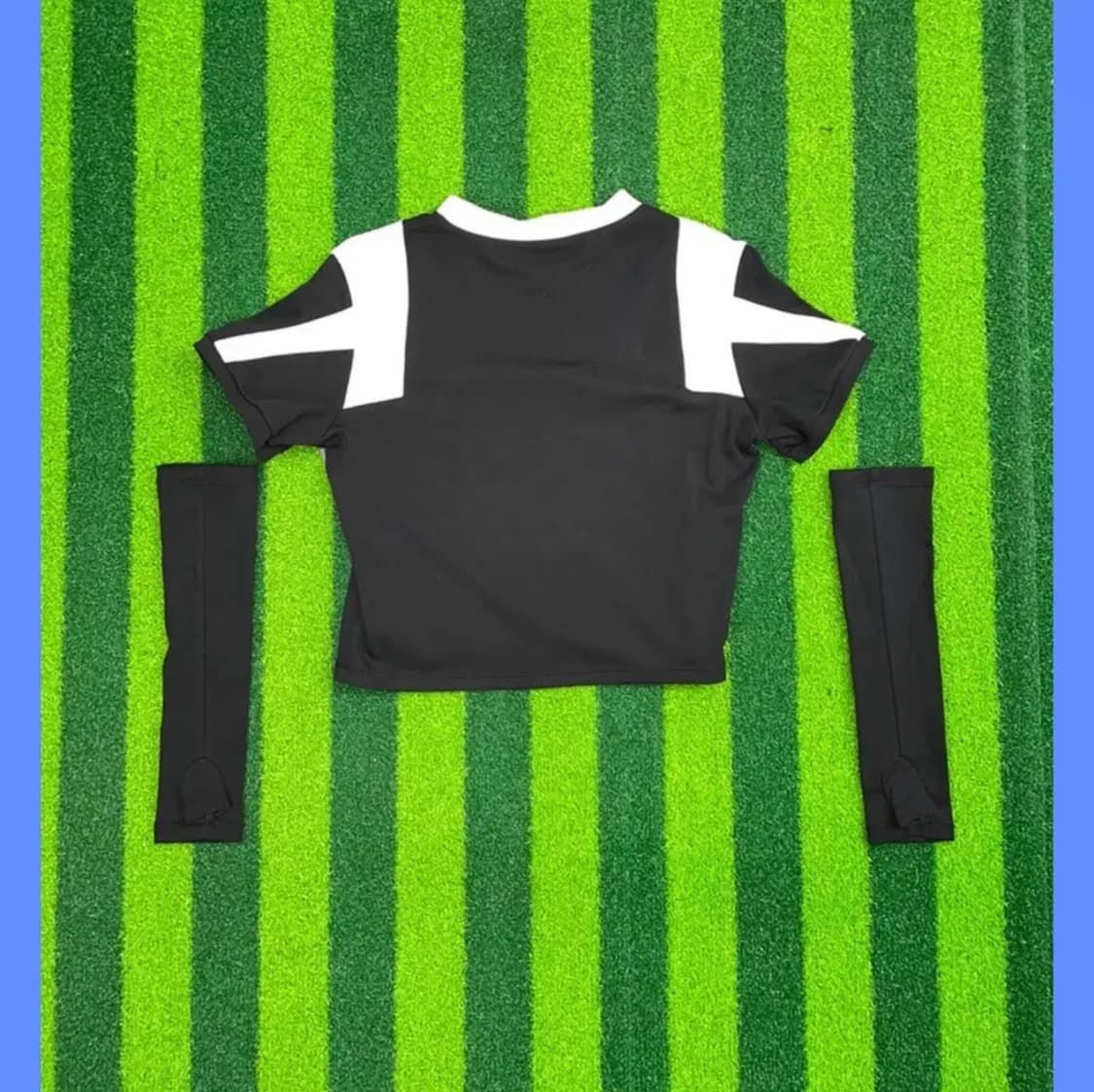 (에스파 착용) 키집 워머 슬리브 세트 반팔 크롭 티셔츠 블랙 상품이미지2