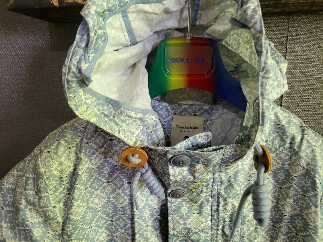 [미사용 새상품] -써스데이아일랜드 남자 후드자켓 상품이미지2