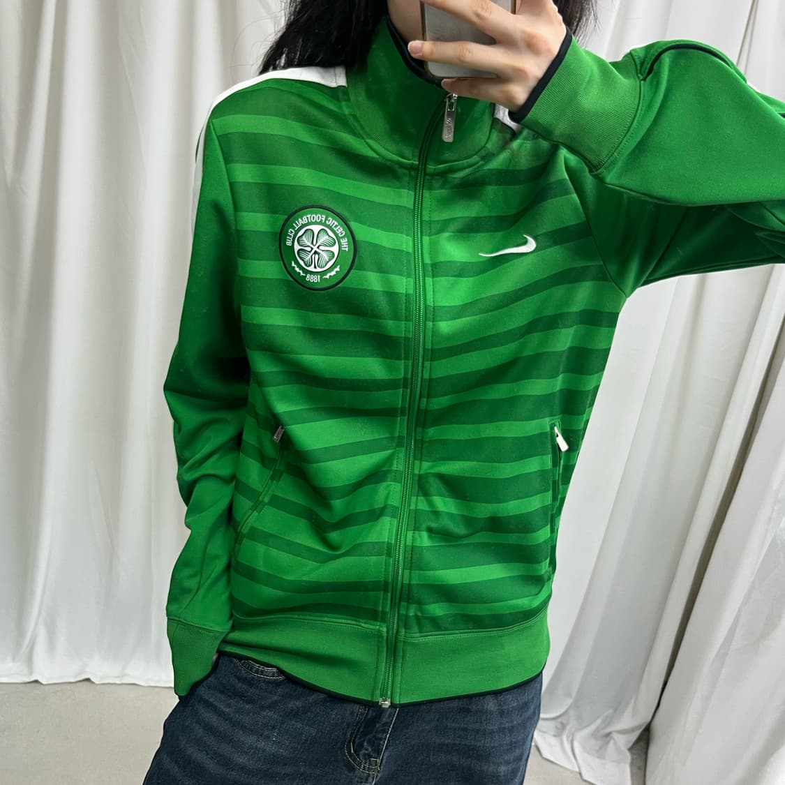 Nike green celtic jersey 상품이미지3