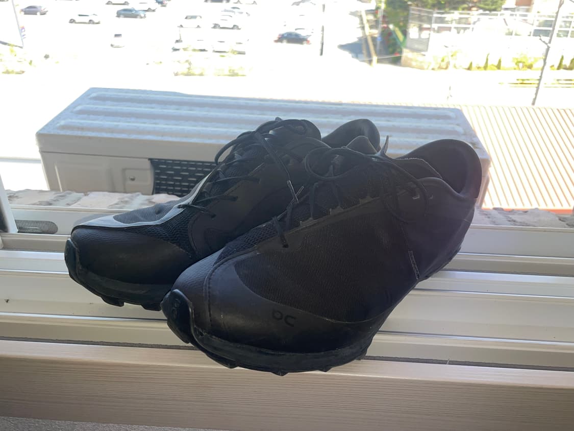 온러닝 파프 클라우드 벤처 피크 올 블랙 270 상품이미지5