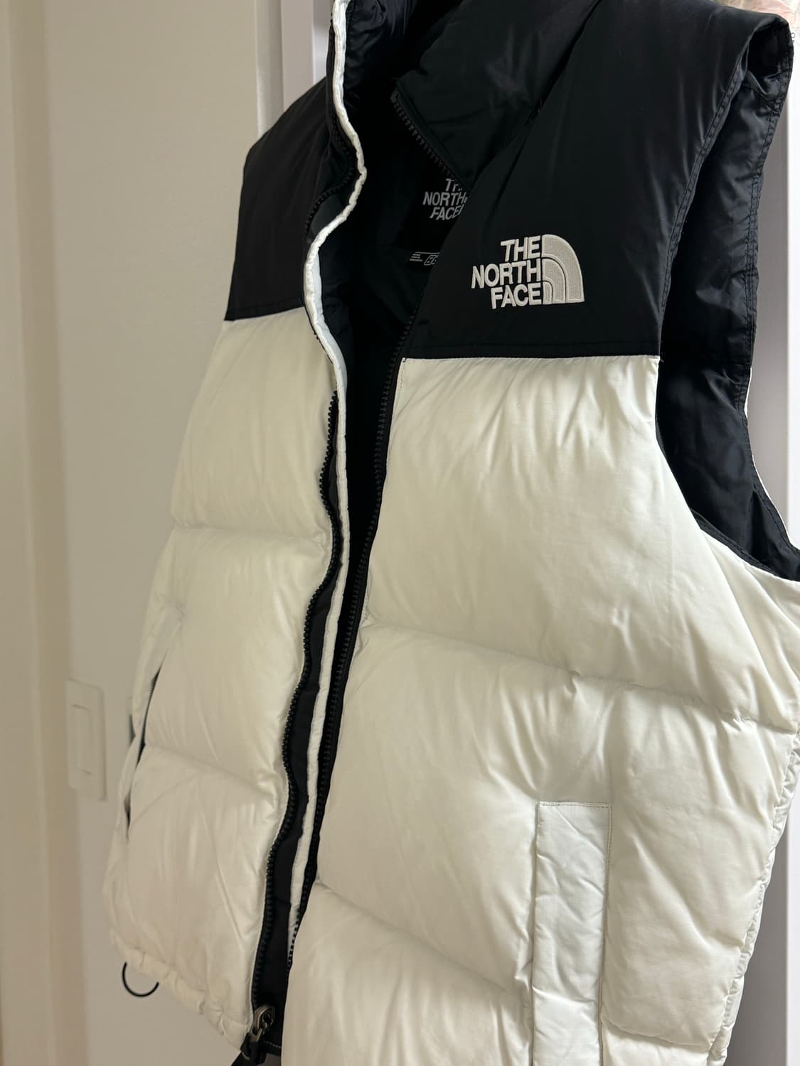 노스페이스 눕시 패딩 조끼 M사이즈 상품이미지2