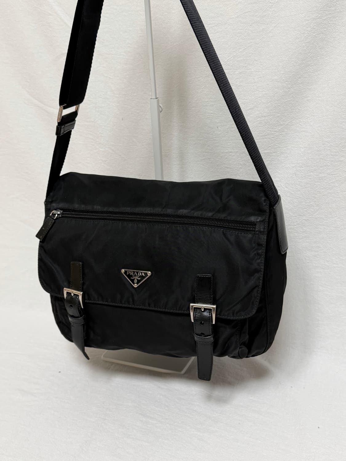 정품 프라다 포코노 나일론 원포켓 블랙 메신저백 크로스백 숄더백 상품이미지3