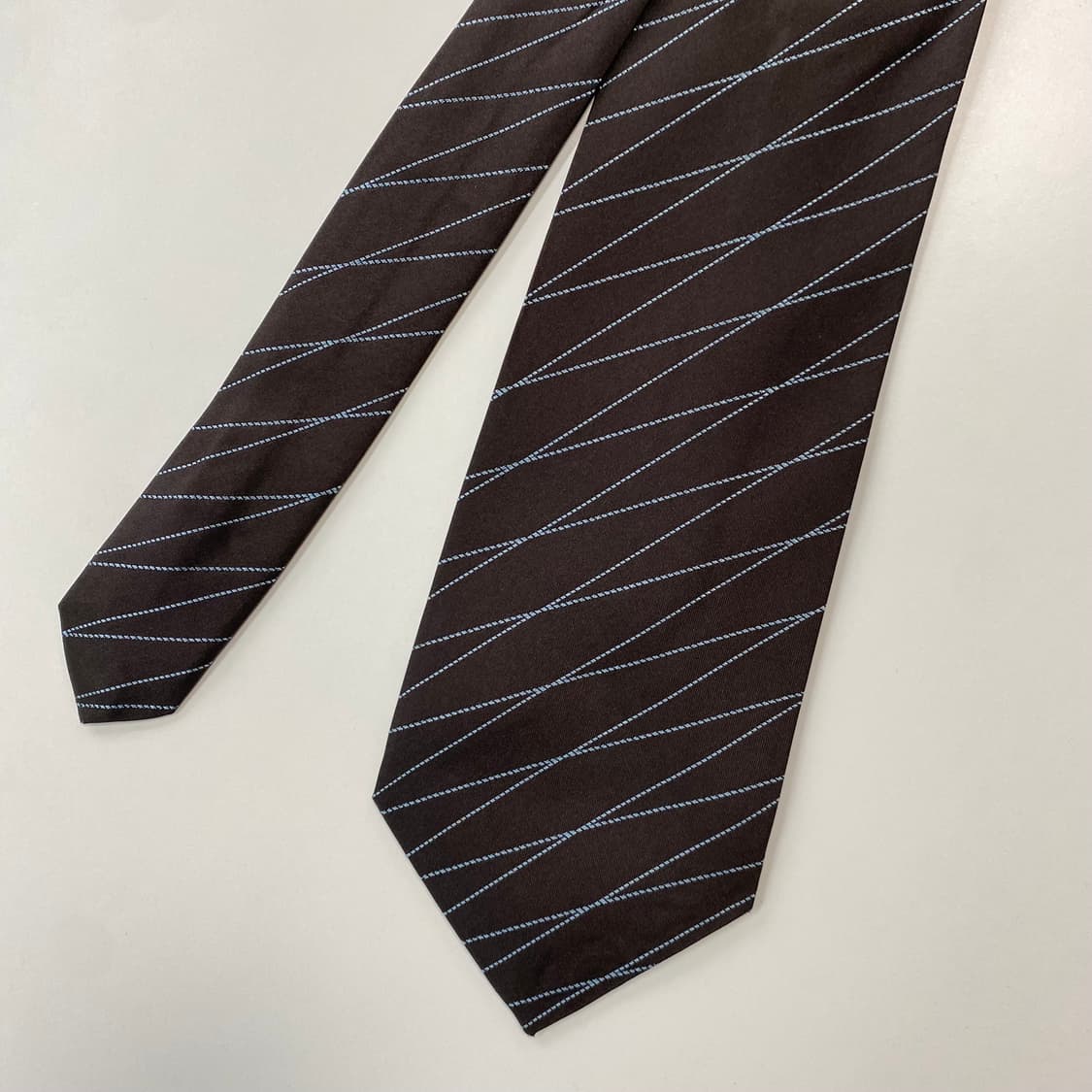 비비안웨스트우드 정품 명품 심플로고넥타이(Vivienne) 상품이미지7