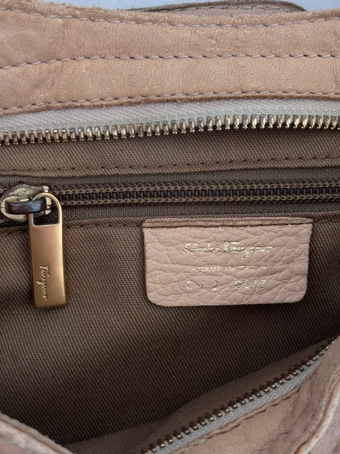 Vintage Ferragamo Bag 상품이미지9