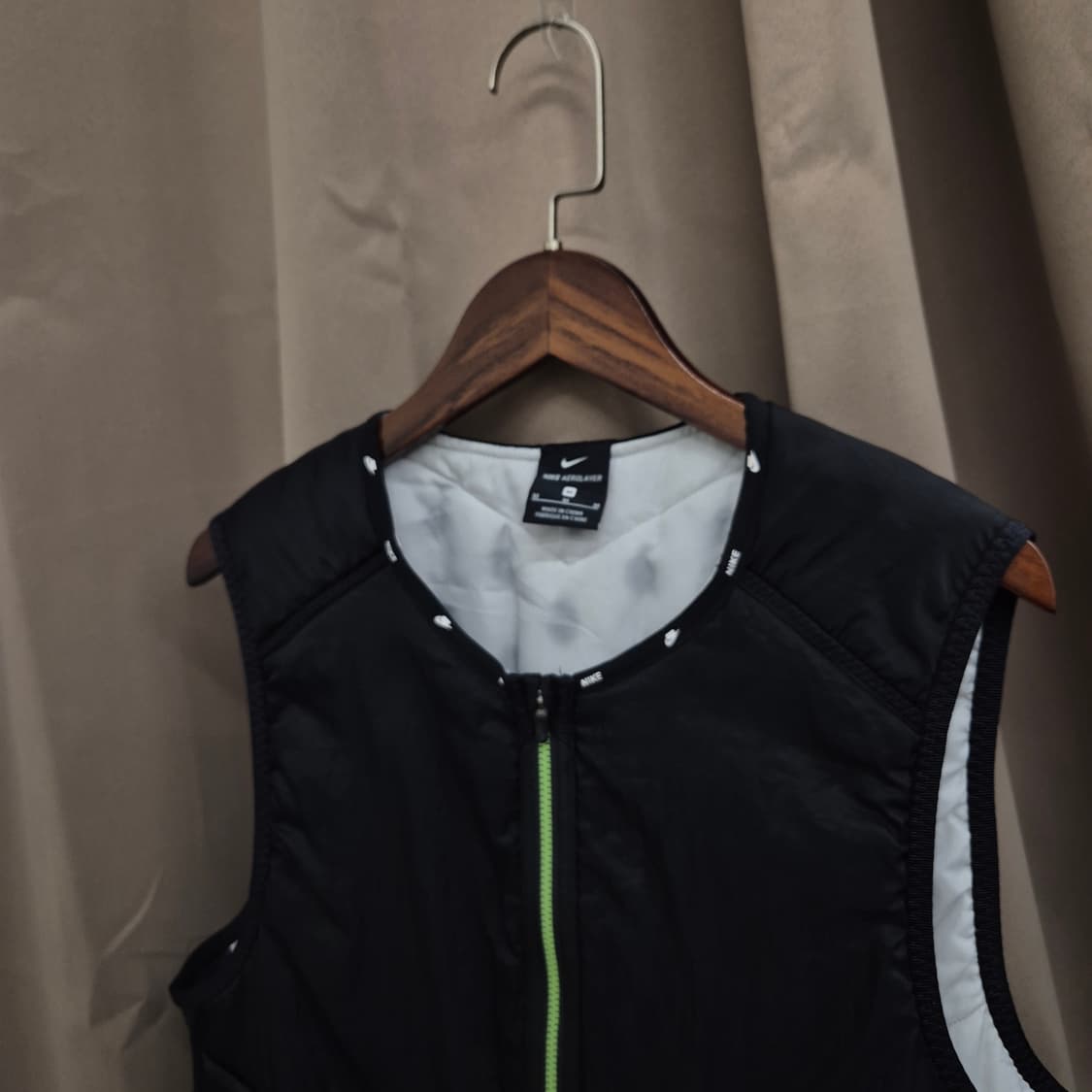 나이키 에어로로프트 경량 패딩 베스트 M 상품이미지2