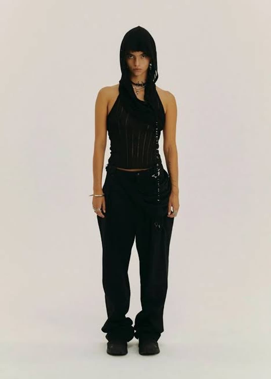 hyeinseo hooded halter top 상품이미지2