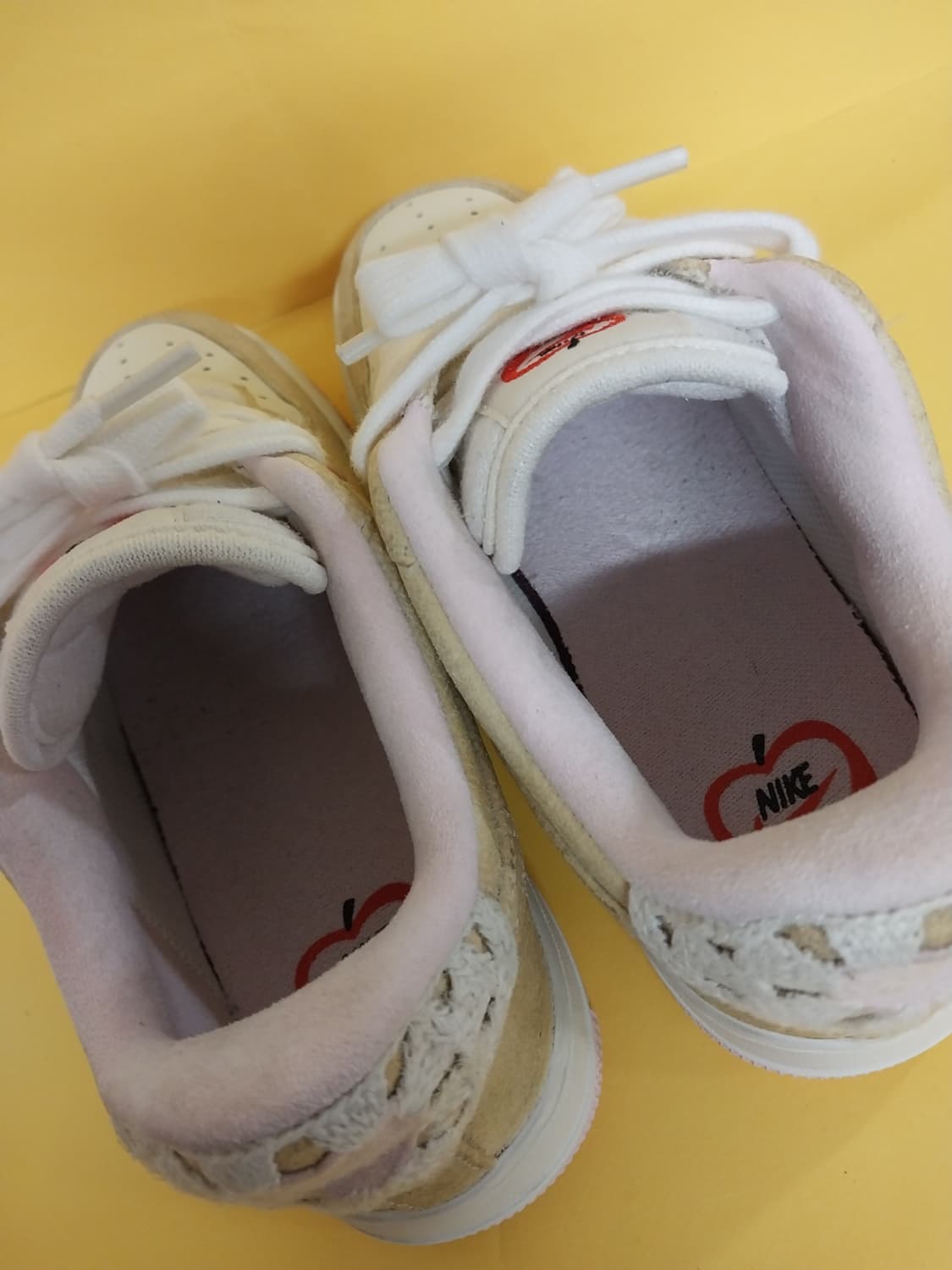 여성 나이키 에어포스1 발렌타인데이 핑크 폼 운동화 (245) 상품이미지6