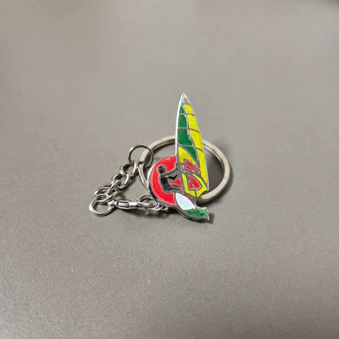 해외 빈티지 서핑 핀 커스텀 키링 상품이미지1