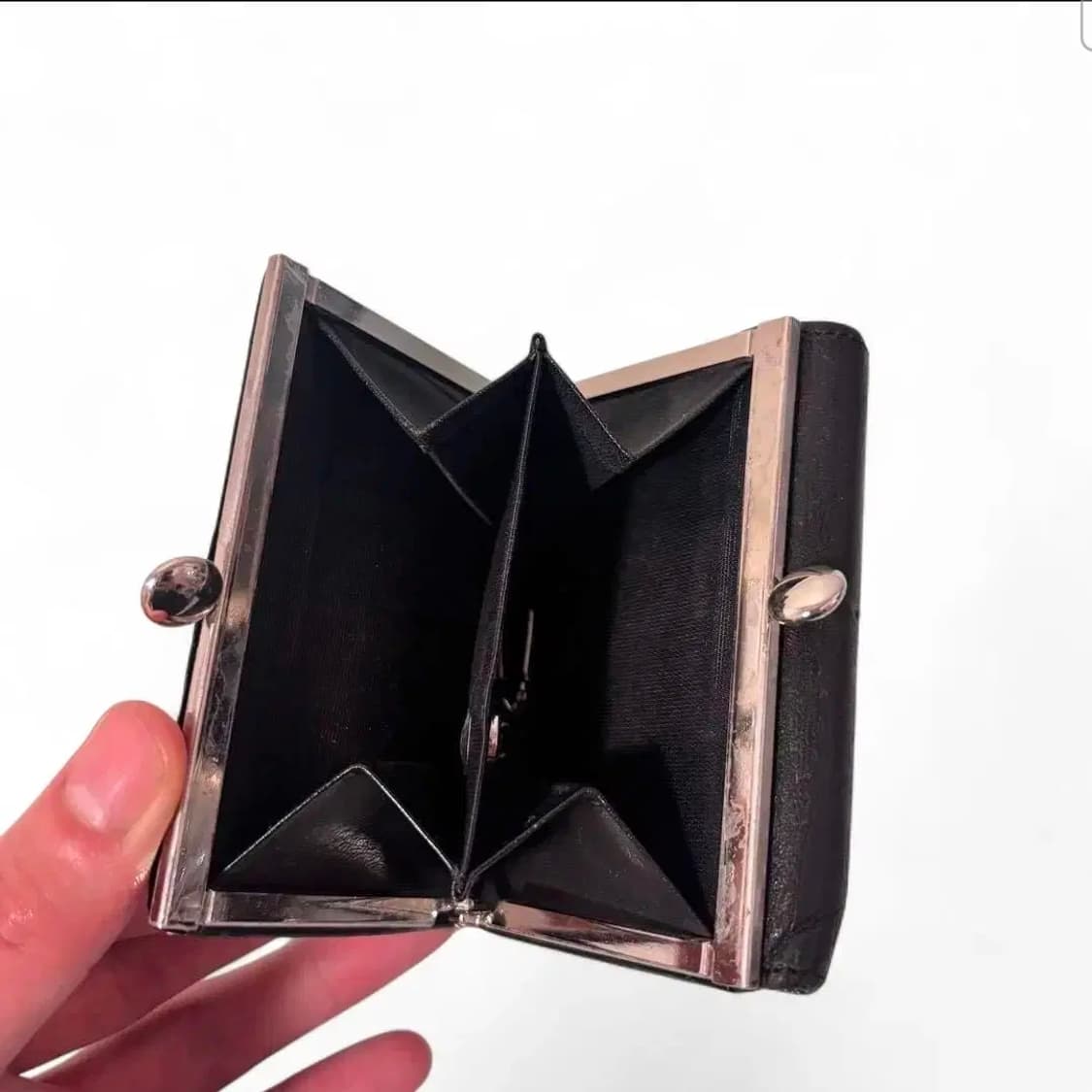 장폴고티에 가죽 드래곤 자수 지갑 상품이미지5