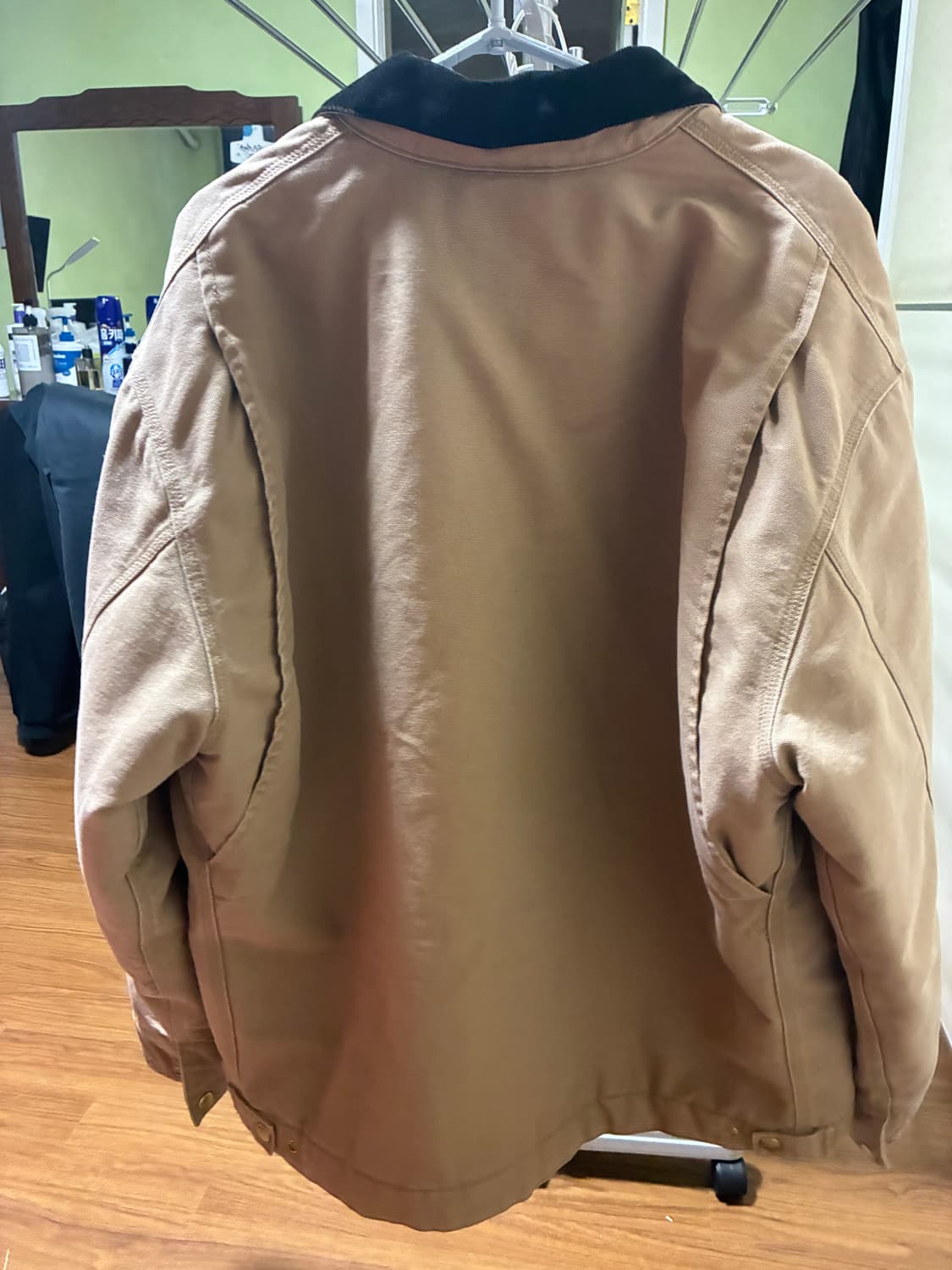 칼하트 윕 OG 디트로이트 자켓 피넛 XXL 사이즈 판매합니다  상품이미지2