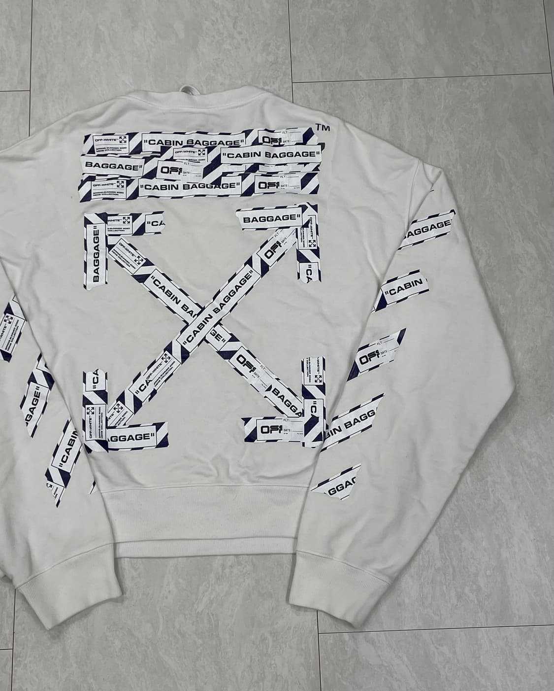 Off-White 오프화이트 테이프 애로우 에어포트 맨투맨 상품이미지7