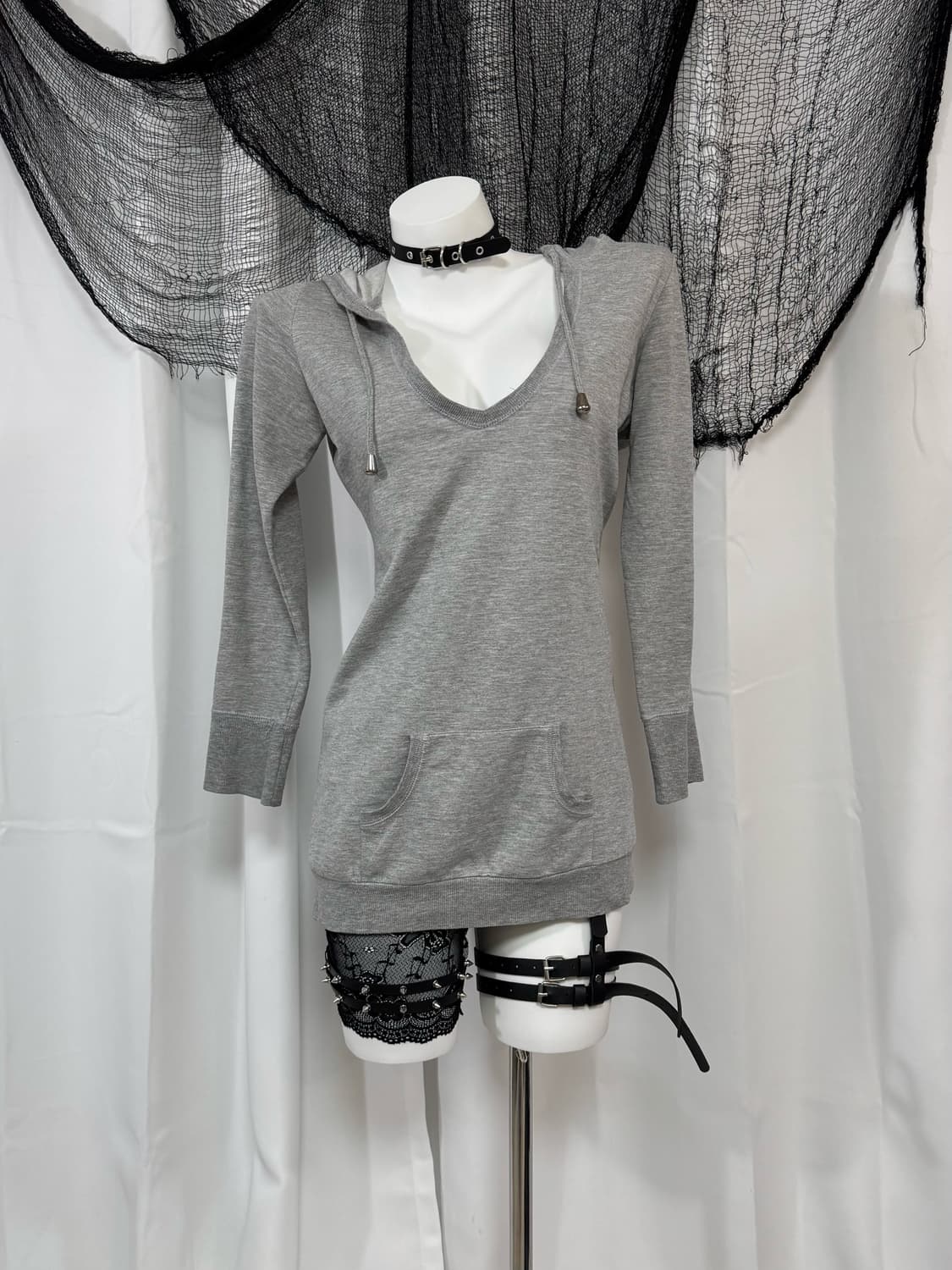 gray hood one piece 상품이미지1