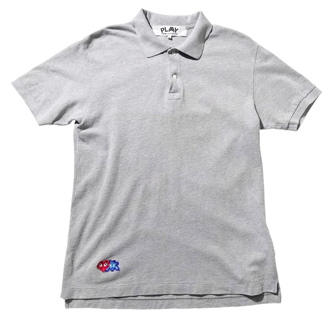 (매장판) 꼼데가르송 x 인베이더 더블 픽셀 하트 카라 반팔 티셔츠 상품이미지1