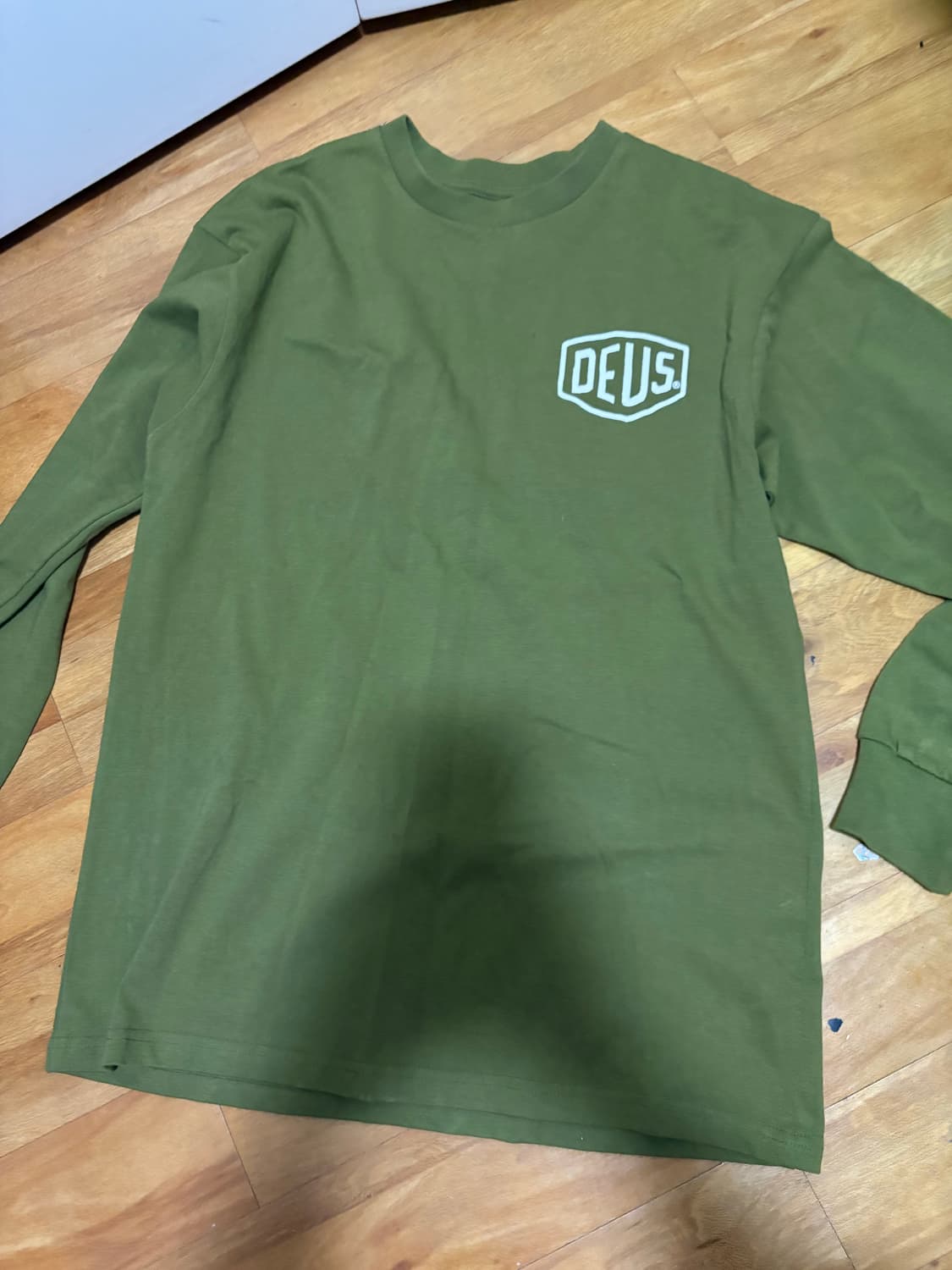 데우스 엑스 마키나 삼청 컬리지 티셔츠 로버 그린 상품이미지1
