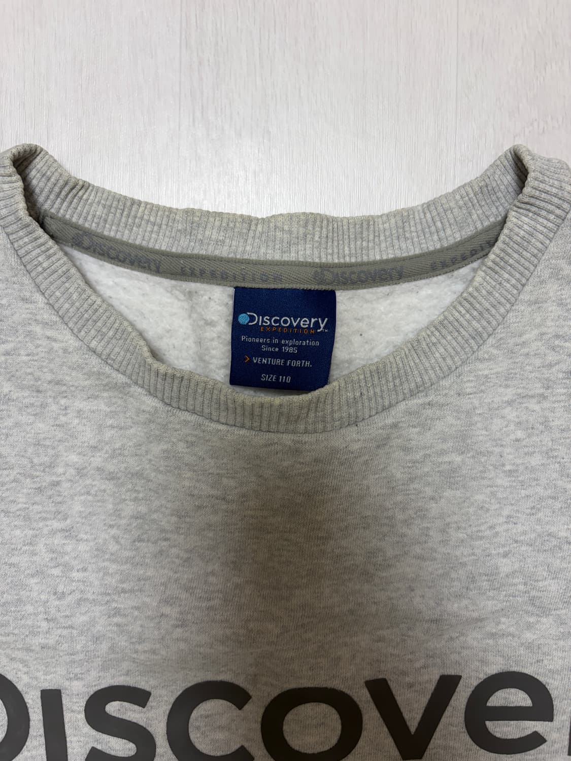 디스커버리 맨투맨 기모 상품이미지2