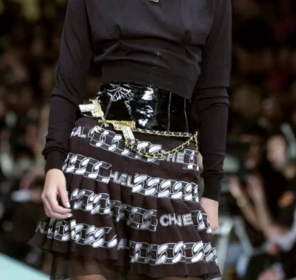 01SS runway 스커트(데본 아오키 착용) 상품이미지1