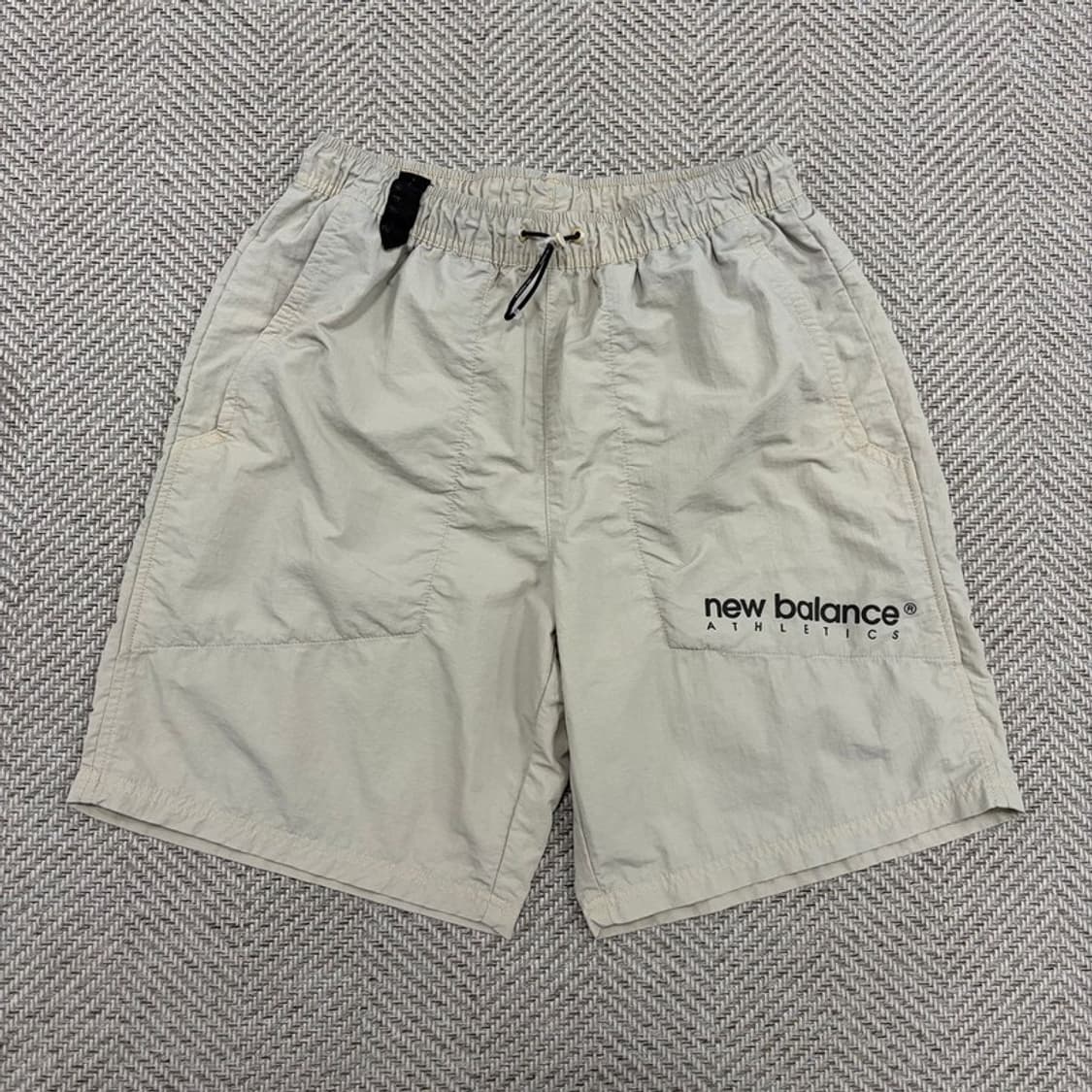 뉴발란스 밴딩 쇼츠 v3197 상품이미지1