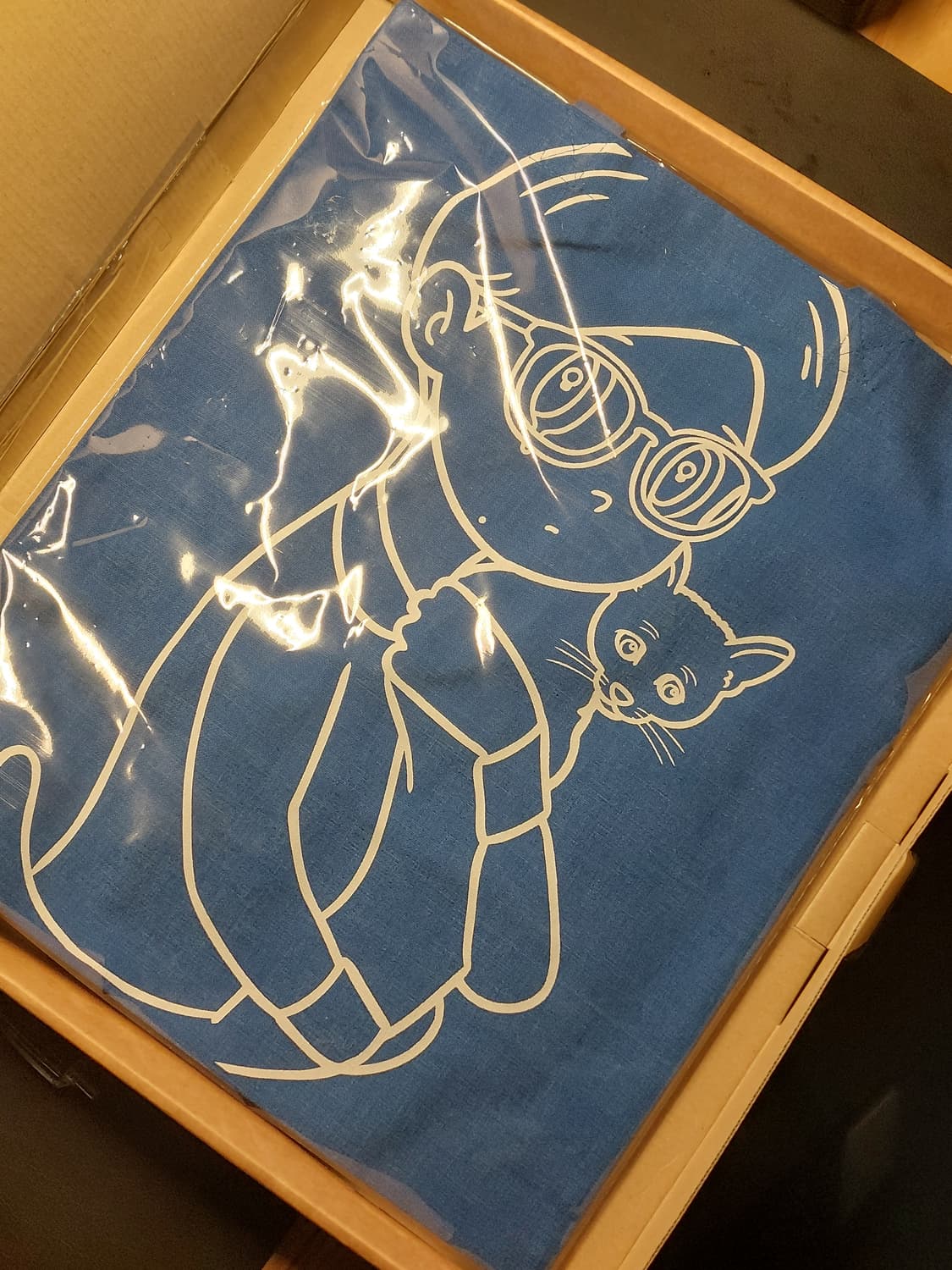 유야 하시즈메 작가 파란색 에코백 새거 팝니다 상품이미지2