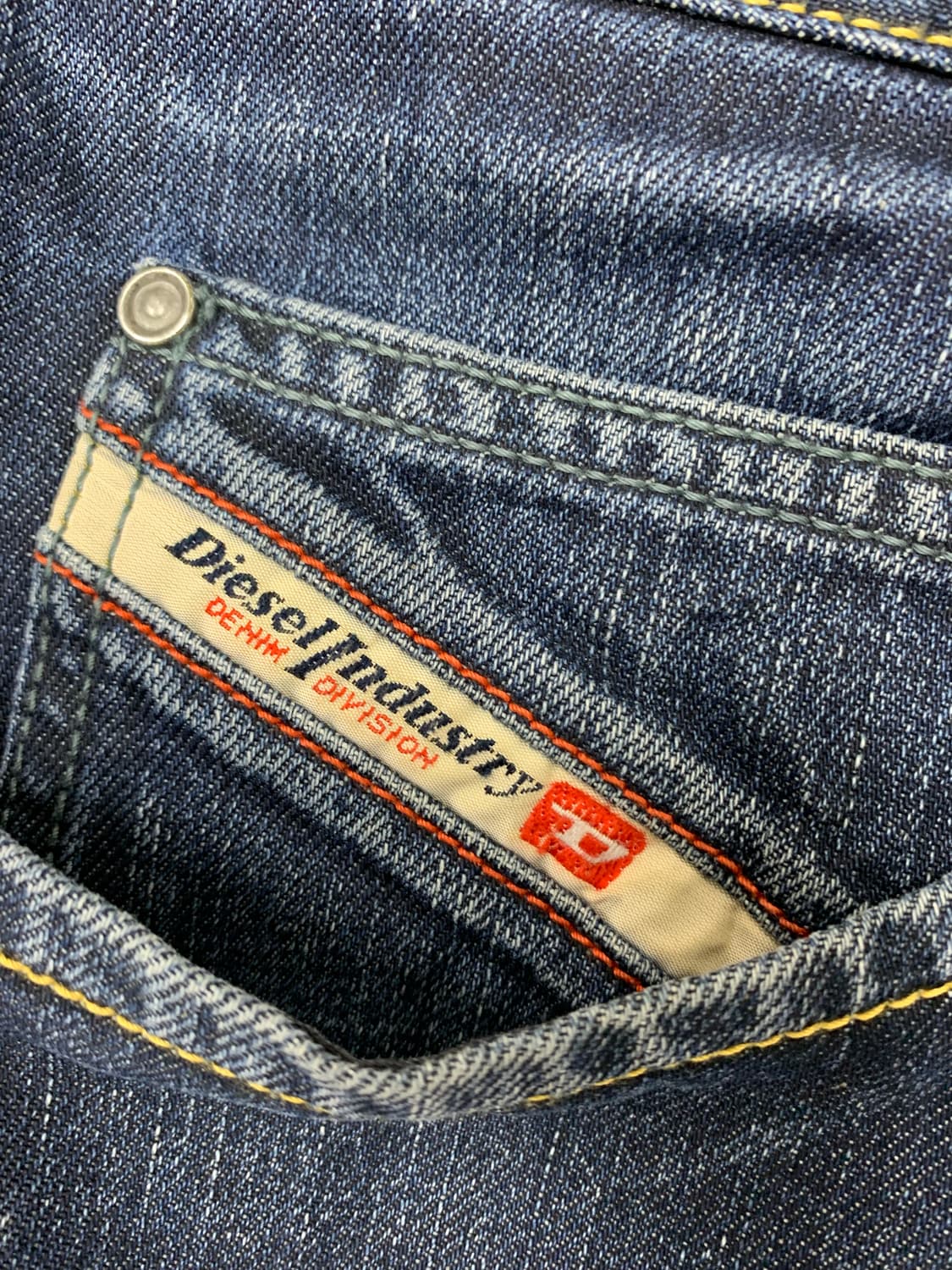 디젤 화이트스티치 스트레이트 진 #739 상품이미지3