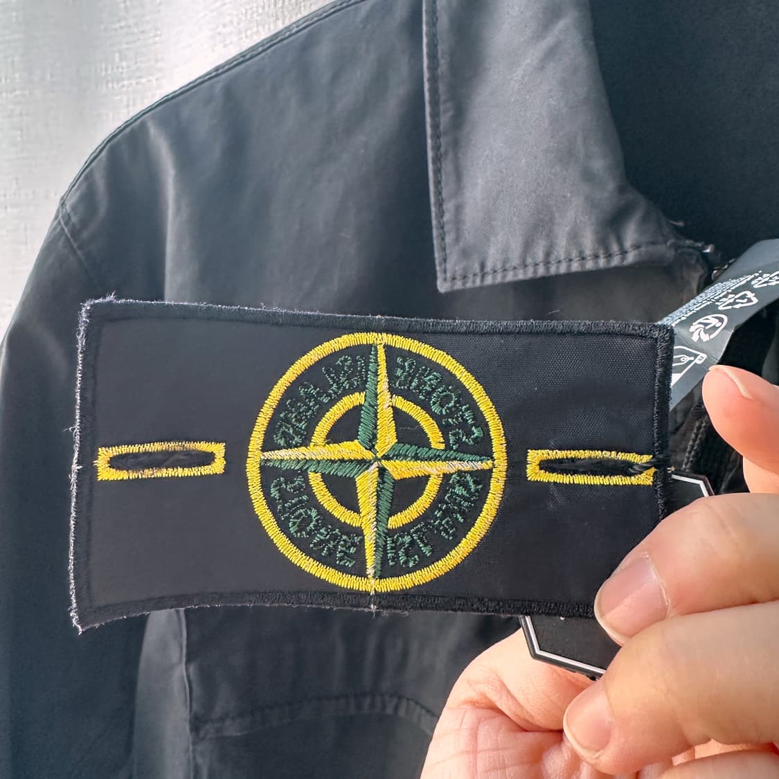 스톤아일랜드 수피마코튼 트윌 스트레치 TC 가먼트다이 셔츠 자켓 블랙 L 상품이미지6