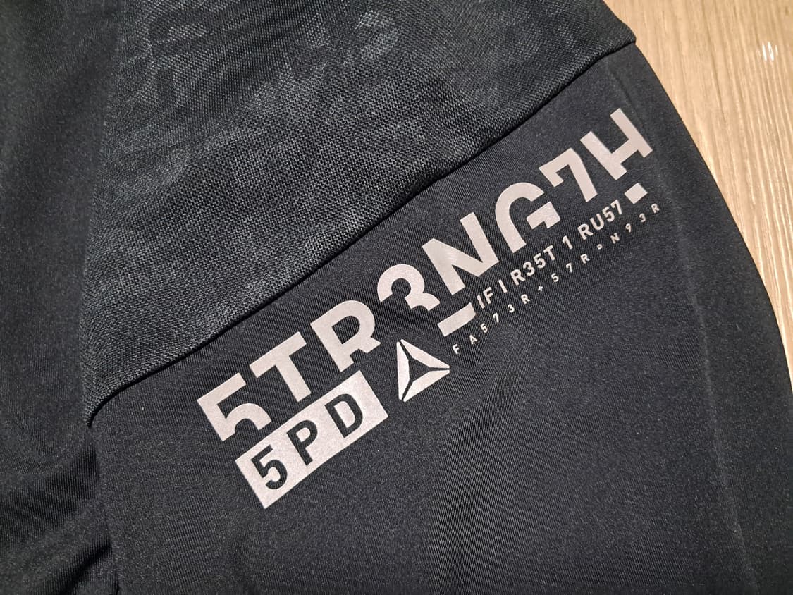 리복 런닝 집업 남성110 상품이미지8