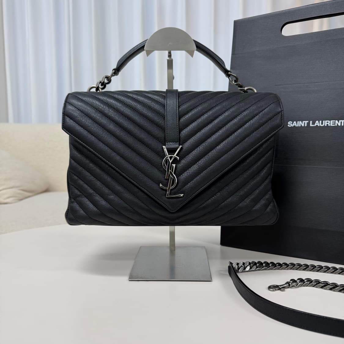 (당일출고) 생로랑 마틀라세 체인 사첼백 라지 상품이미지1