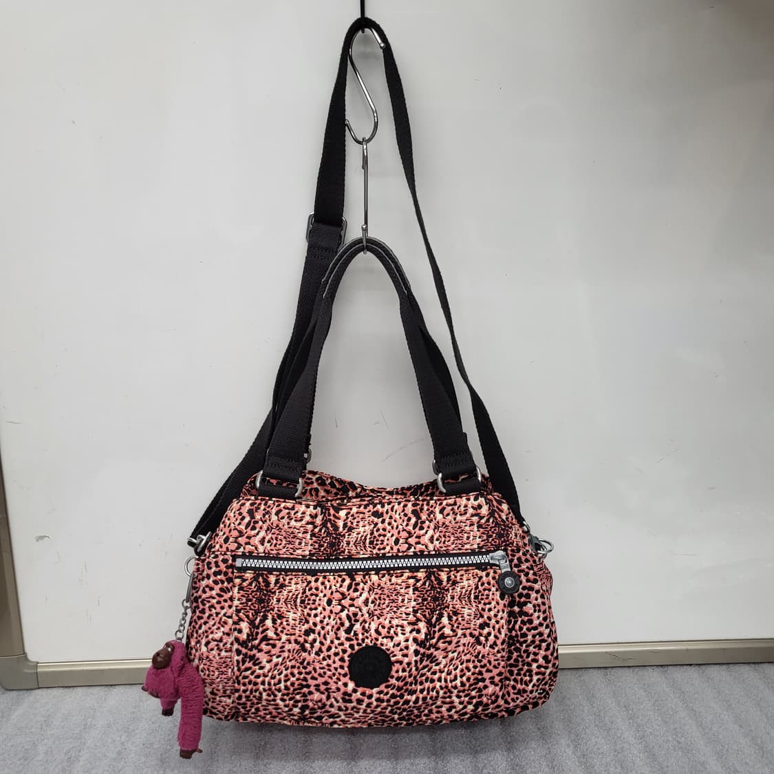 키플링정품 레오파드 패턴 토트백30x20cm 상품이미지1