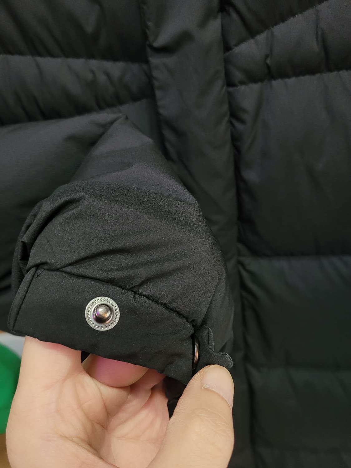 umbro 엄브로 블랙 롱 패딩 구스 다운 (후드 탈부착) 상품이미지4