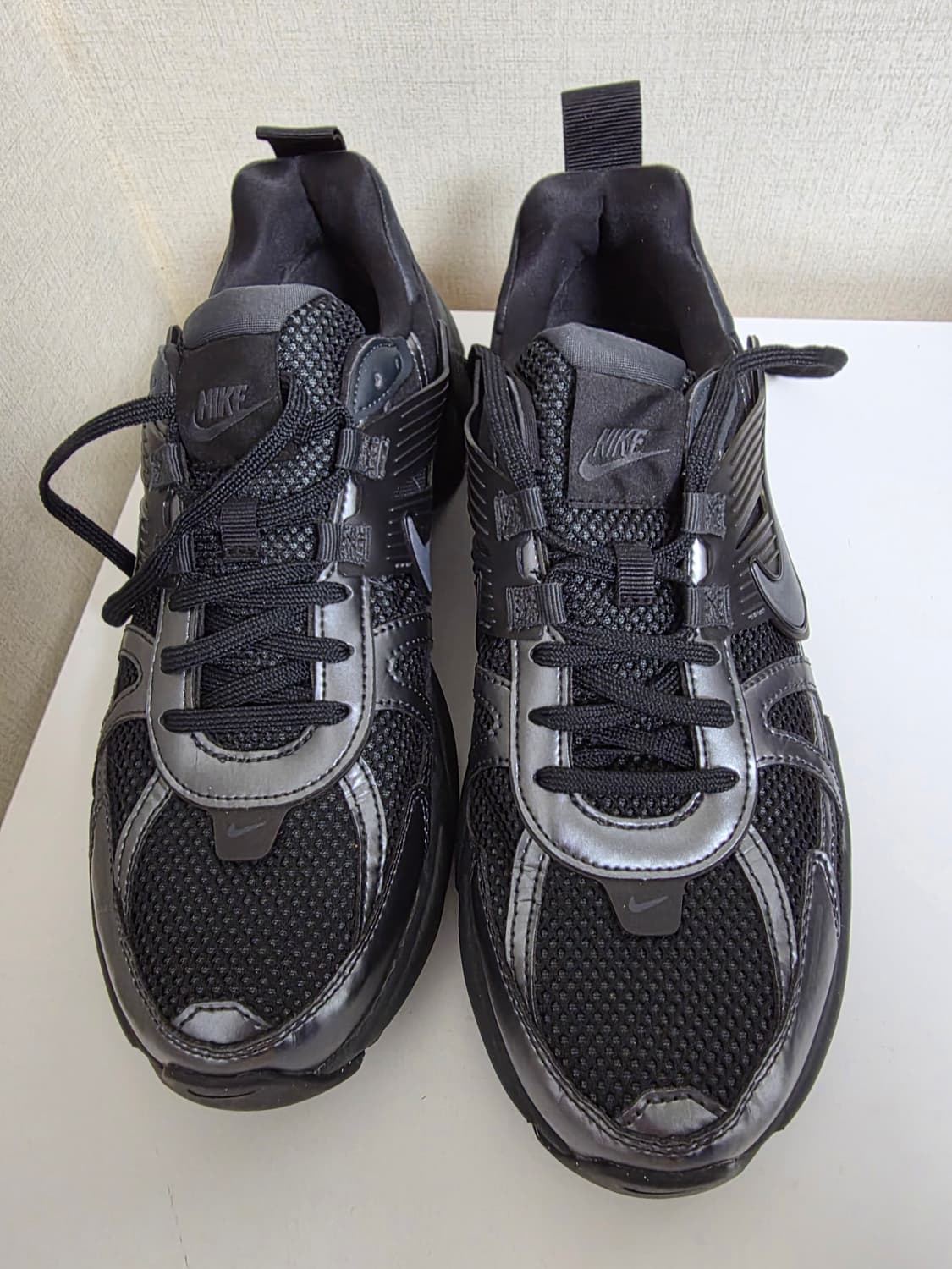 나이키 V2K 런 블랙 앤트러사이트 275 상품이미지1