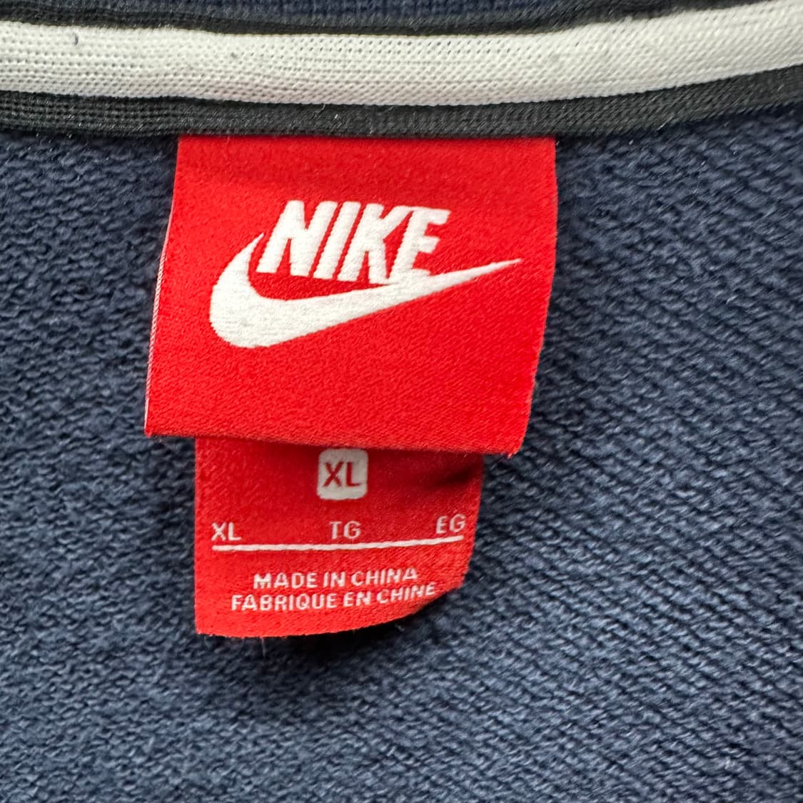 105 나이키 남자 맨투맨 상품이미지3