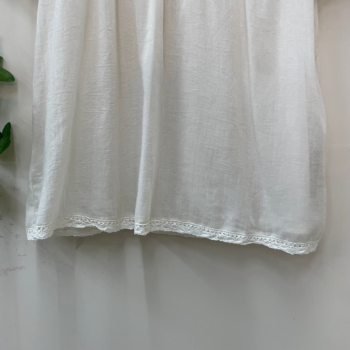 모리 사와코 아이보리 레이스 요크 블라우스 상품이미지3