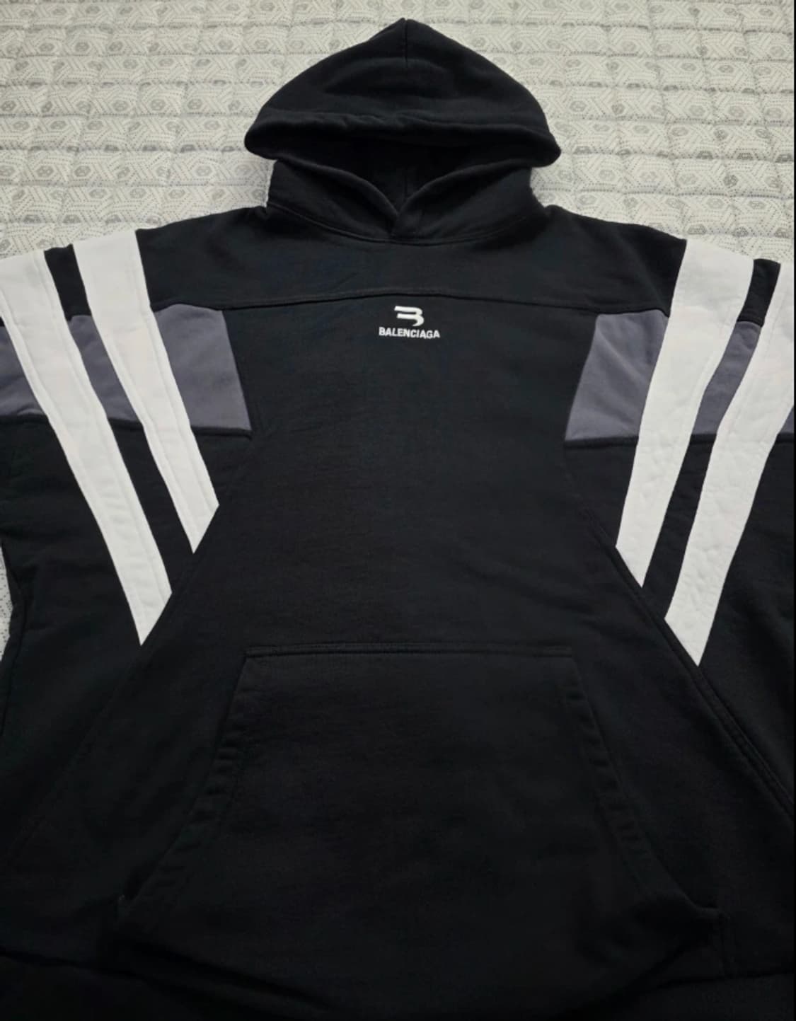 정품 발렌시아가 로고 후드 티셔츠 100 상품이미지3