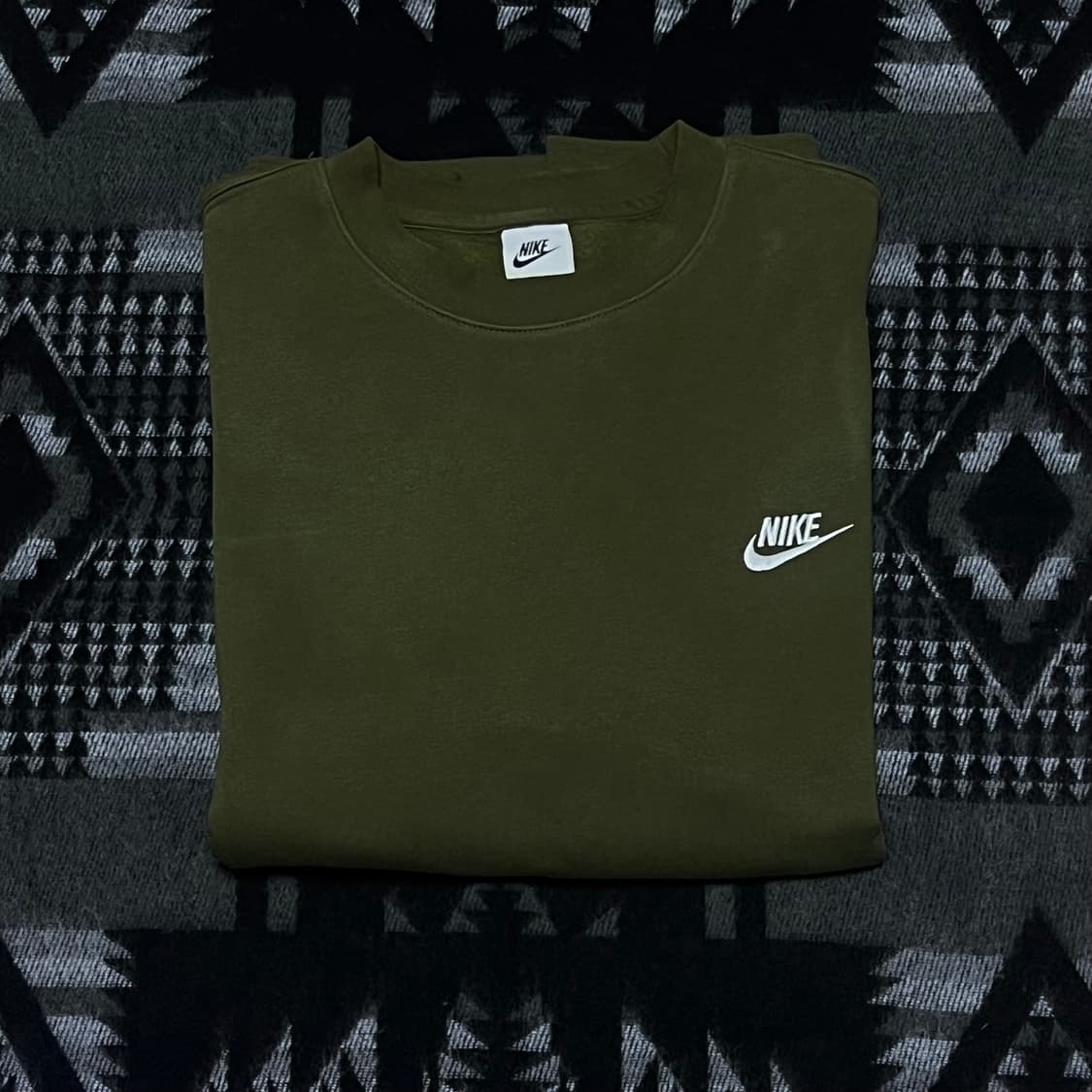 나이키 카키 맨투맨 상품이미지4