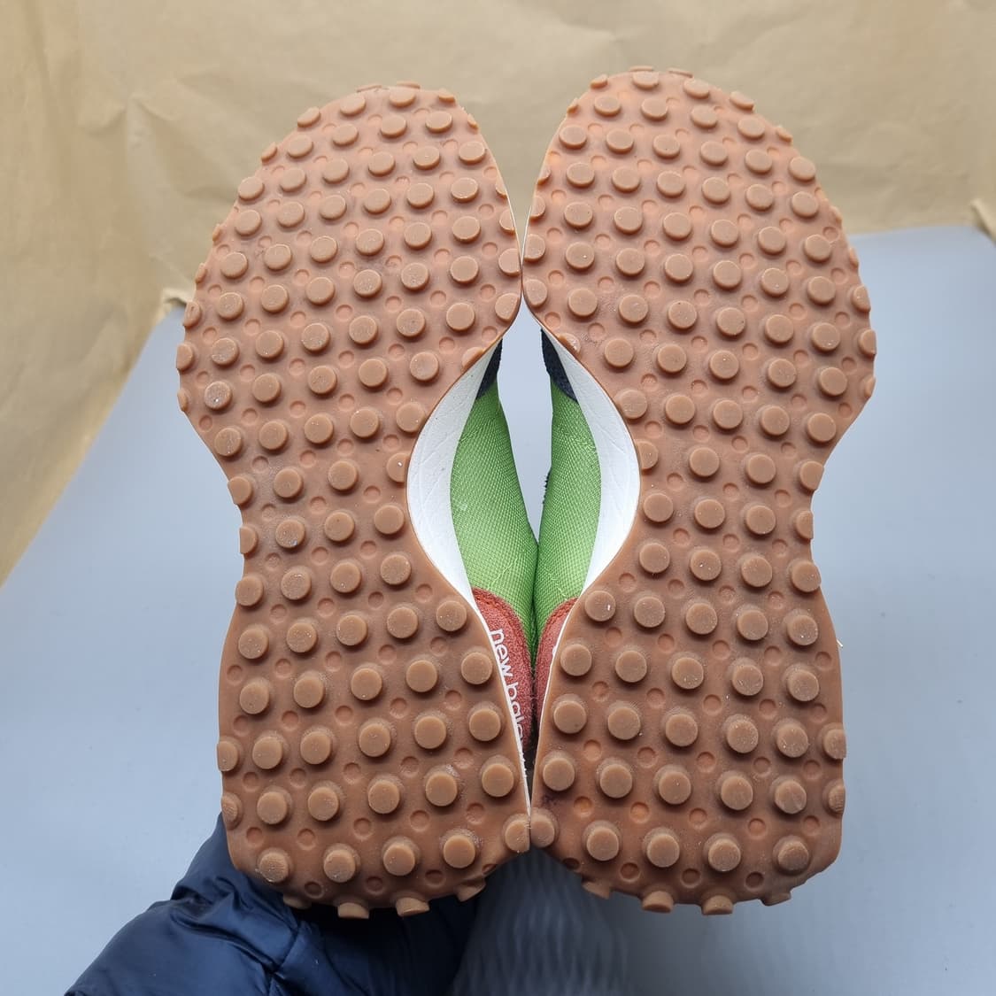 뉴발란스 327 에너지라임 남성운동화260  상품이미지3