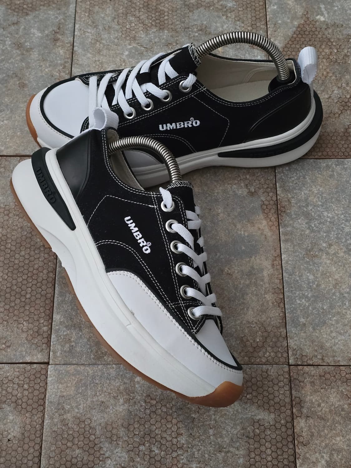 (245)엄브로 토비 c 블랙 상품이미지6