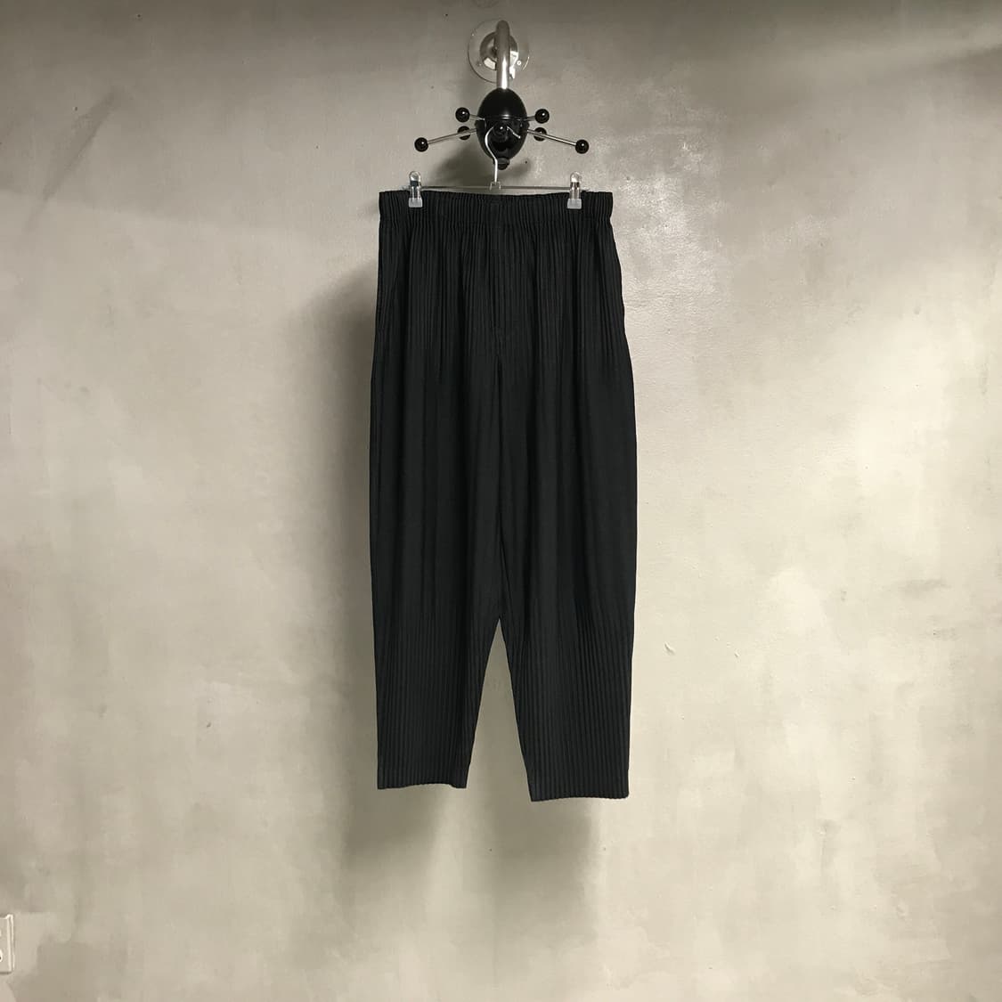 옴므 플리세 플리츠 팬츠 블랙 3 상품이미지1