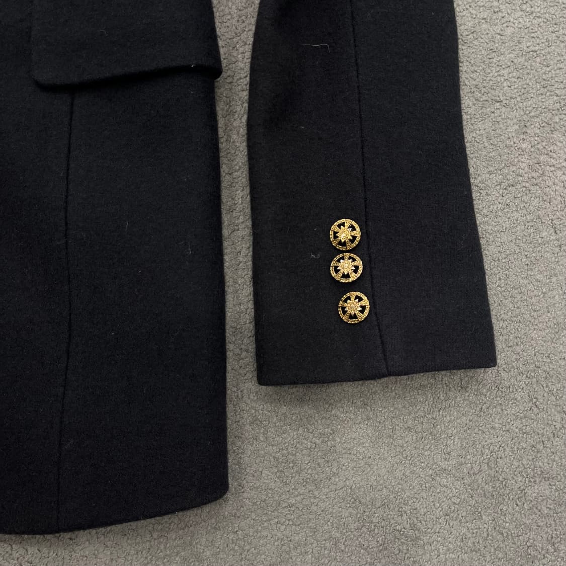 S 플라스틱아일랜드 울 금장버튼 자켓 상품이미지3