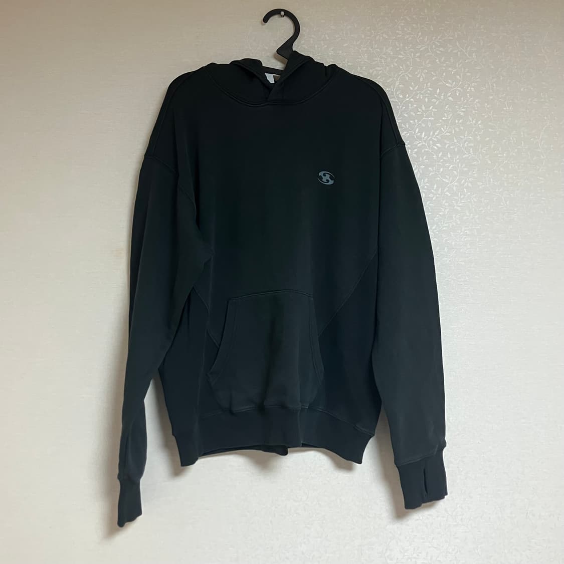 산산기어 블랙 후드티 상품이미지1