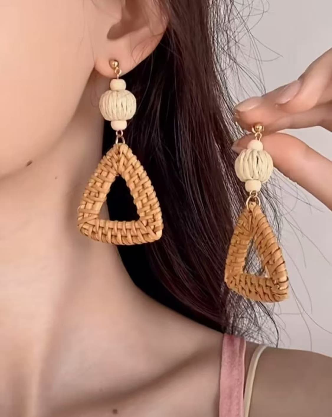 라탄 짜임 삼각 귀걸이 상품이미지1
