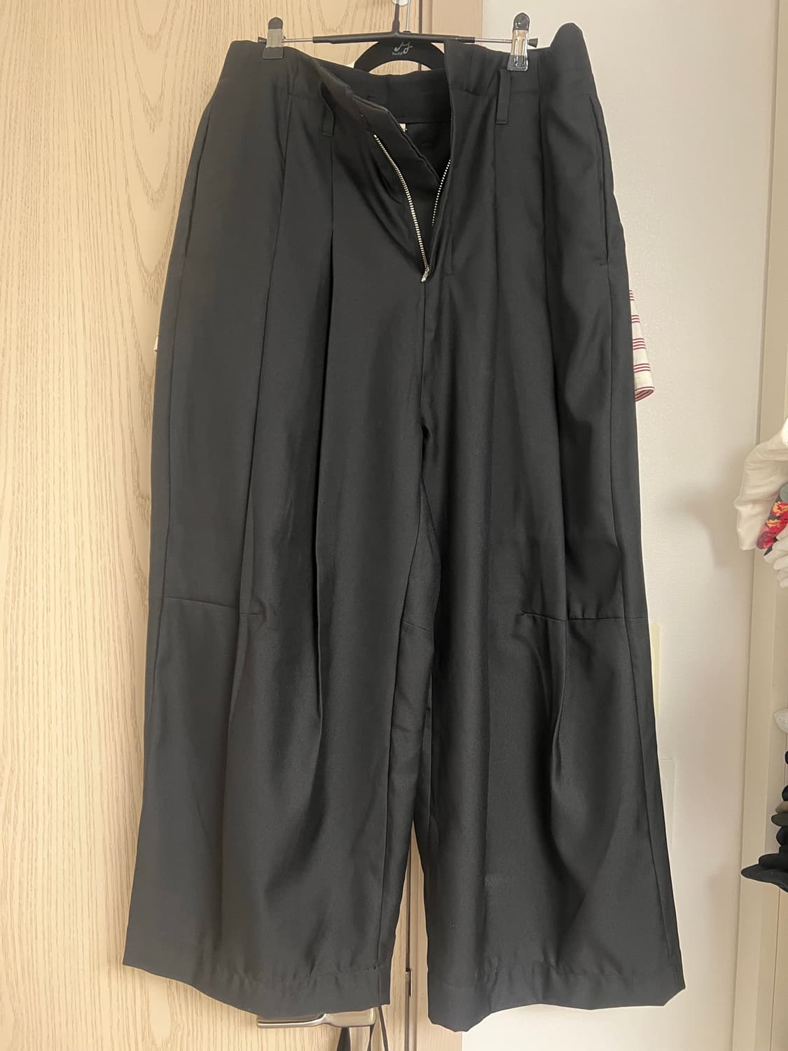 신야코즈카 배기팬츠 블랙 xl 상품이미지4