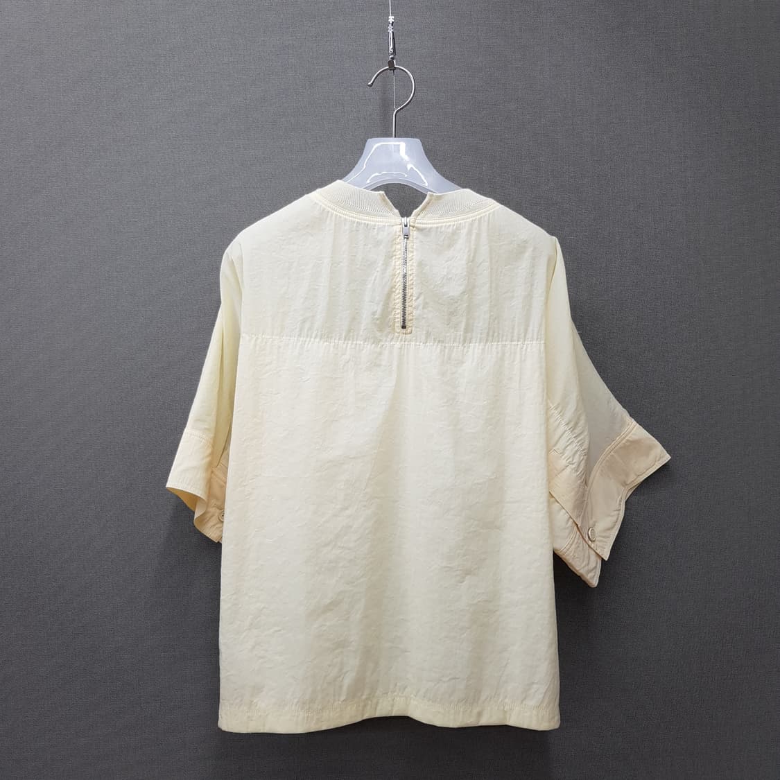 구호 kuho 2023 반팔 블라우스 2사이즈 상품이미지5