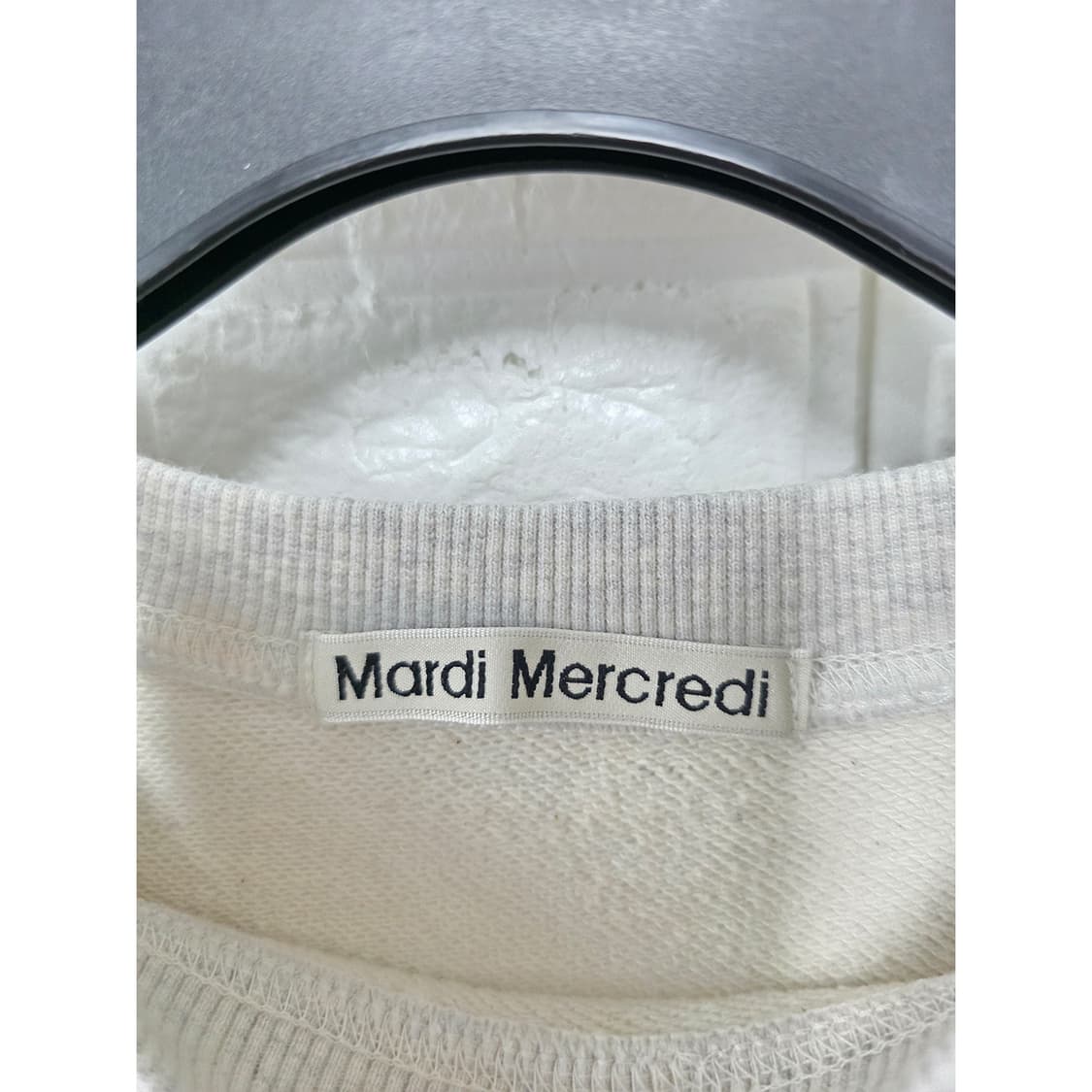 택포// 마르디 메크르디 맨투맨+반바지 세트 Free 상품이미지2