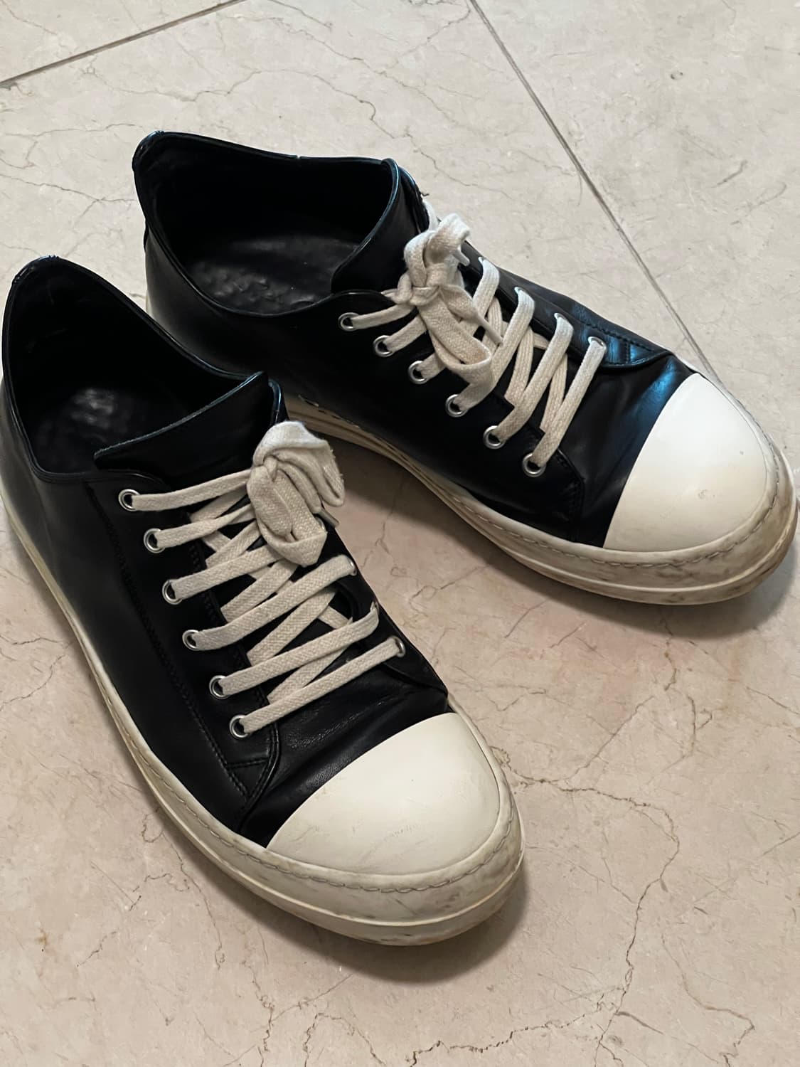 [41] 릭오웬스 포터빌 로우 스니커즈 블랙 상품이미지1