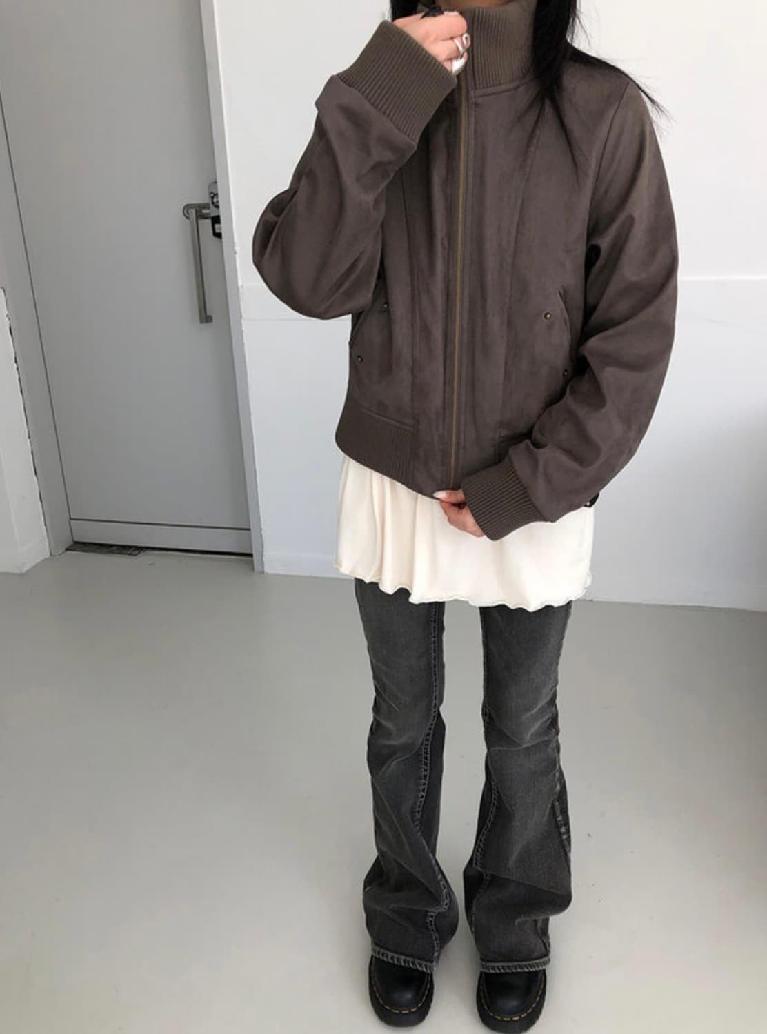 이이알하우스 스너그 로우 부츠컷 팬츠 이이알하우스 부츠컷팬츠 상품이미지6