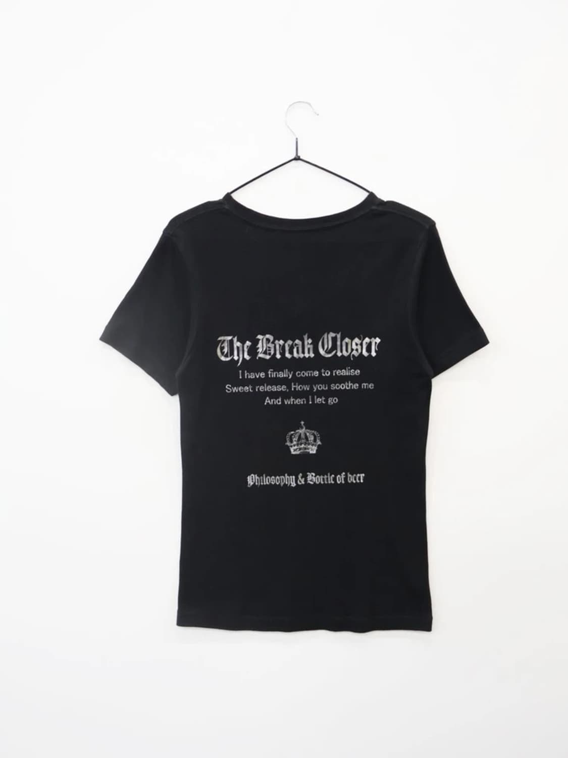 JPN Y2K Gothic V Neck Graphic Tee 상품이미지5