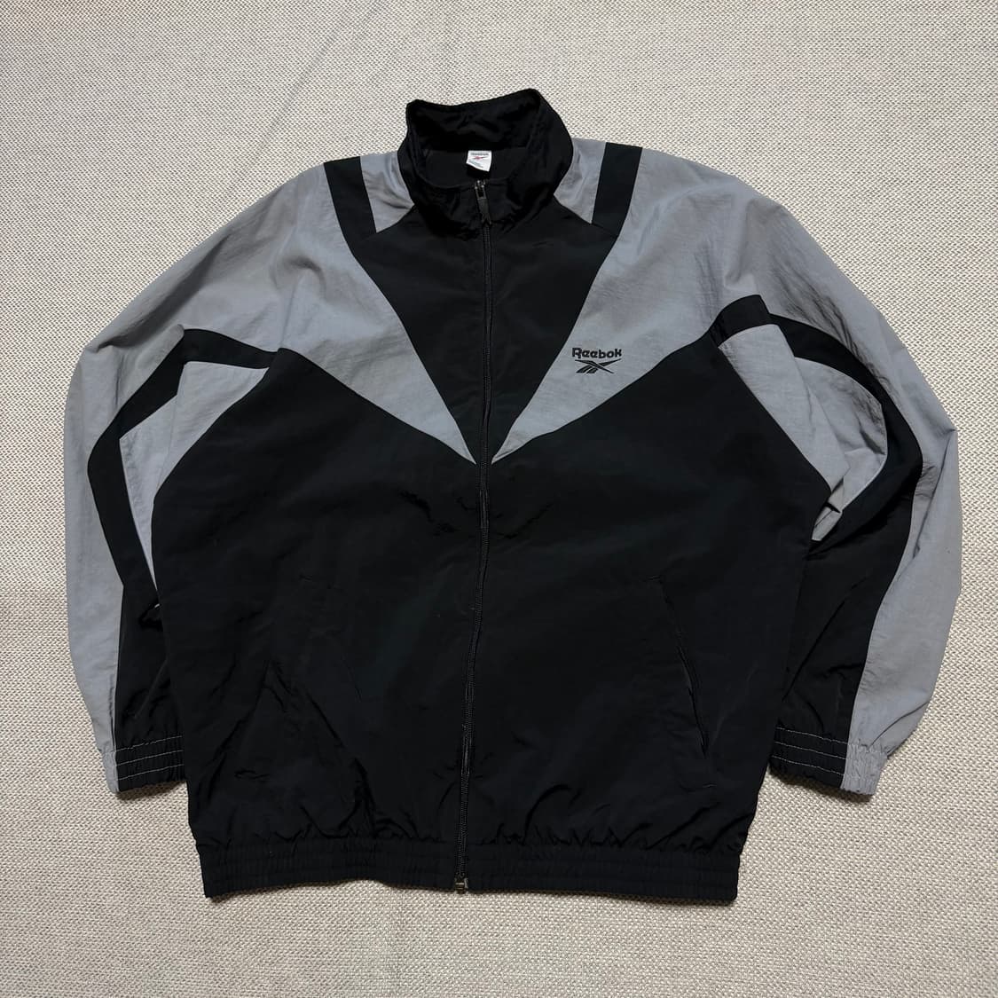 리복 배색 바람막이 자켓 상품이미지1