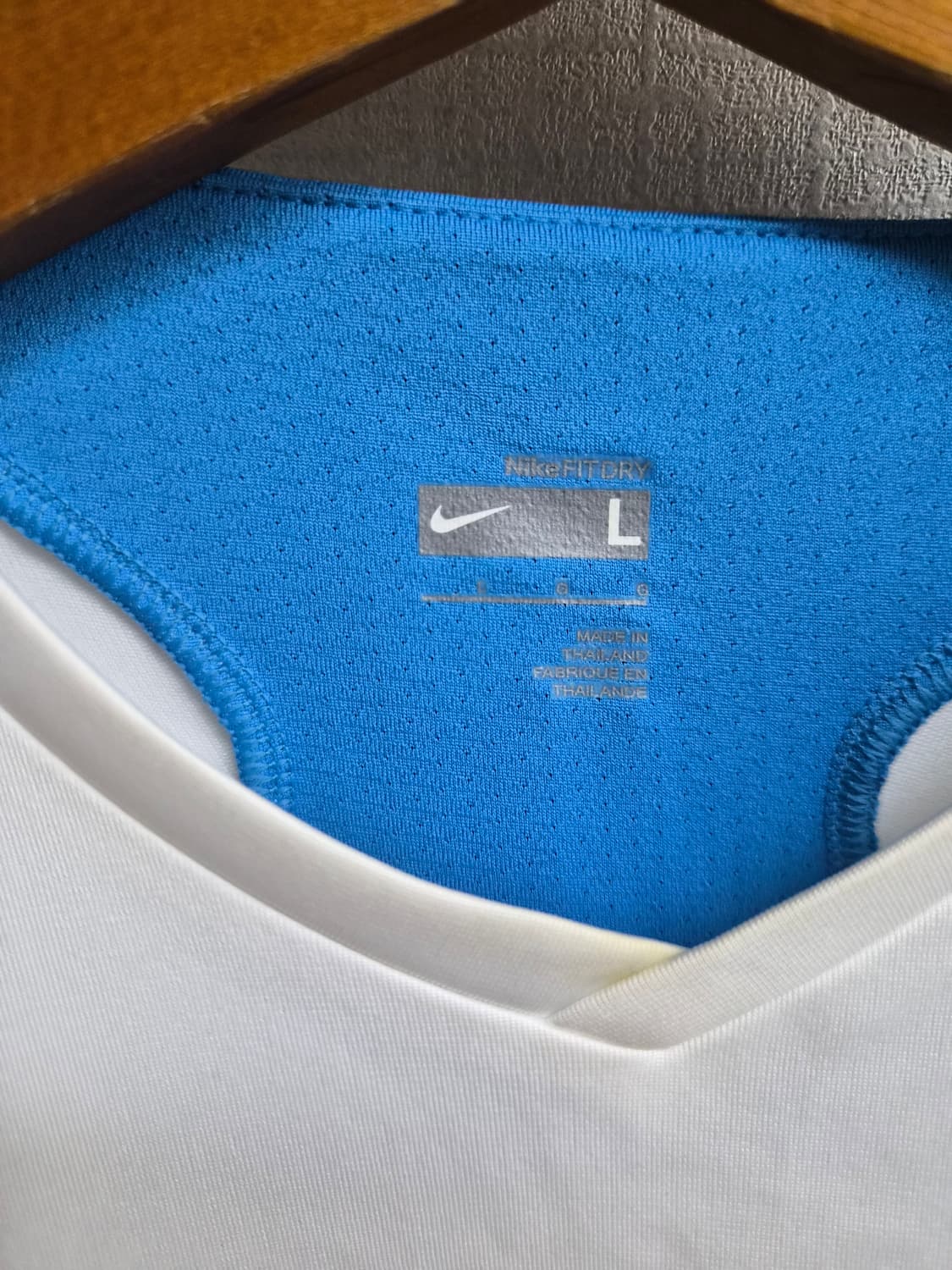 L/100) 나이키 토탈90 트레이닝 반팔 팝니다 상품이미지3