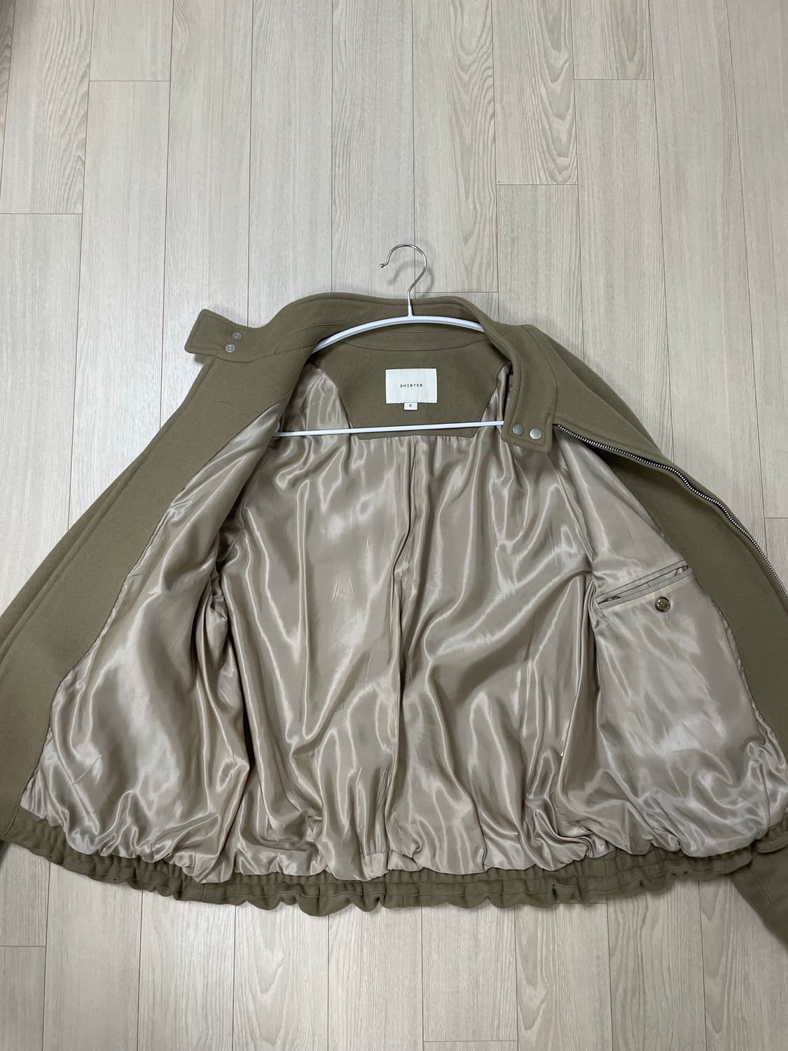 셔터 울 자켓 판매합니다 상품이미지3